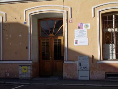 Stredni zdravotni skola Teplice.jpg