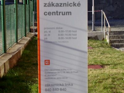 CEZ zakaznicke centrum Teplice tabule.jpg