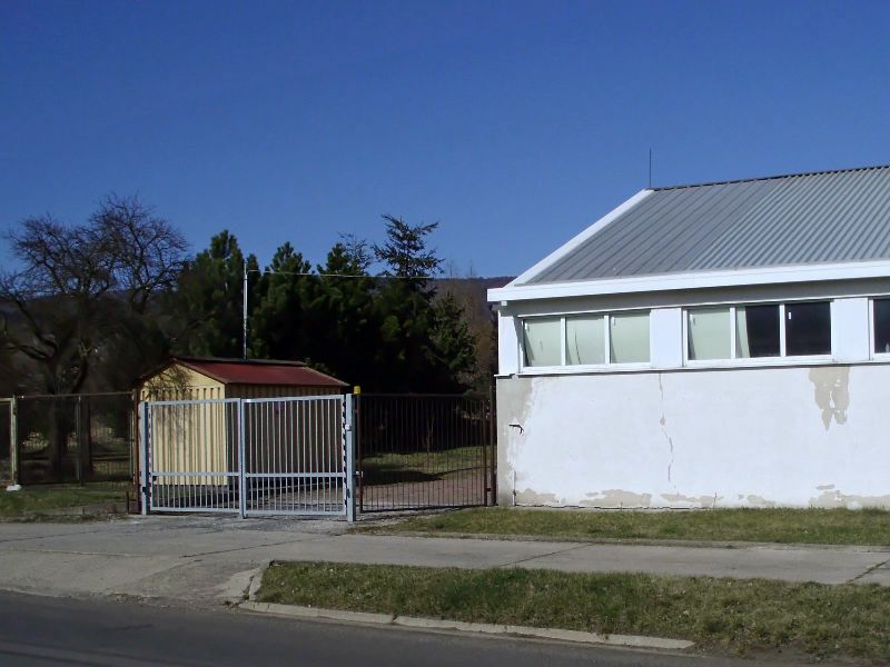 Soubor:Primaglass Teplice vstup.jpg