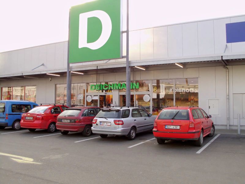 Deichmann Teplice Masarykova.jpg