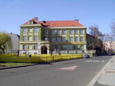 ZS Metelkovo namesti Teplice.jpg