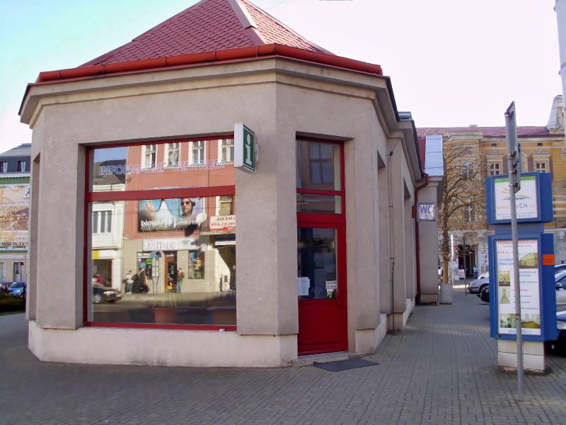 Soubor:Infocentrum Teplice vchod.jpg