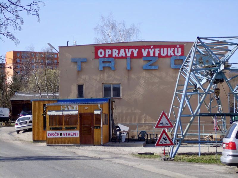 Soubor:Opravy vyfuku Teplice.jpg